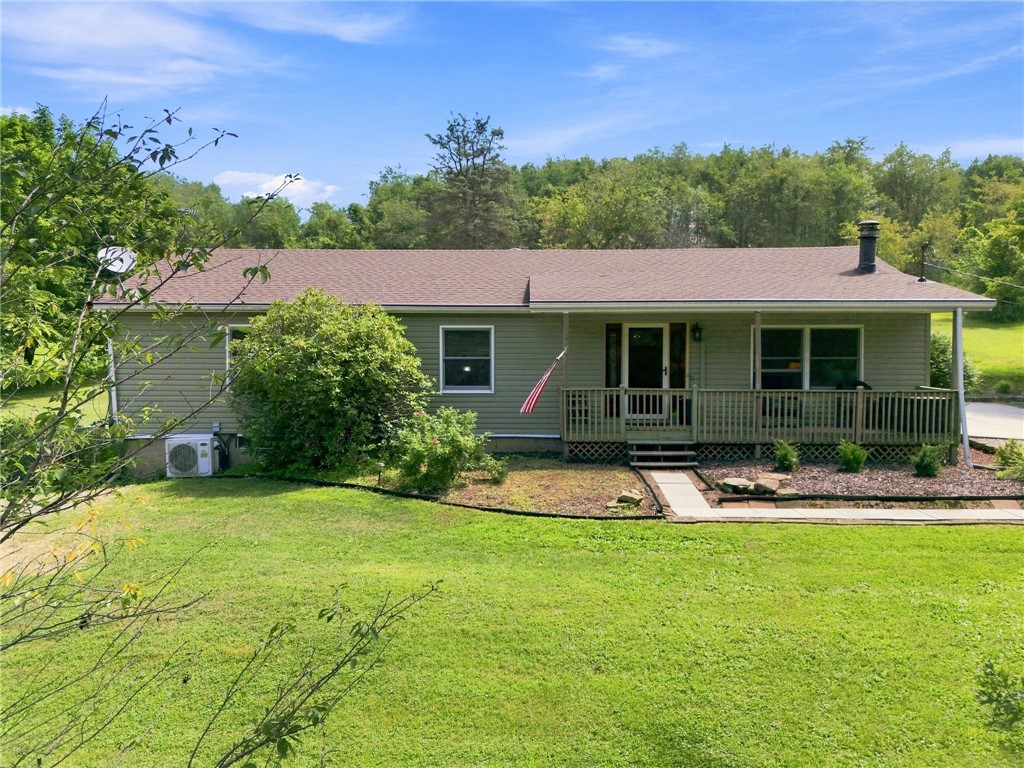 142 Willow Rd — photo 1