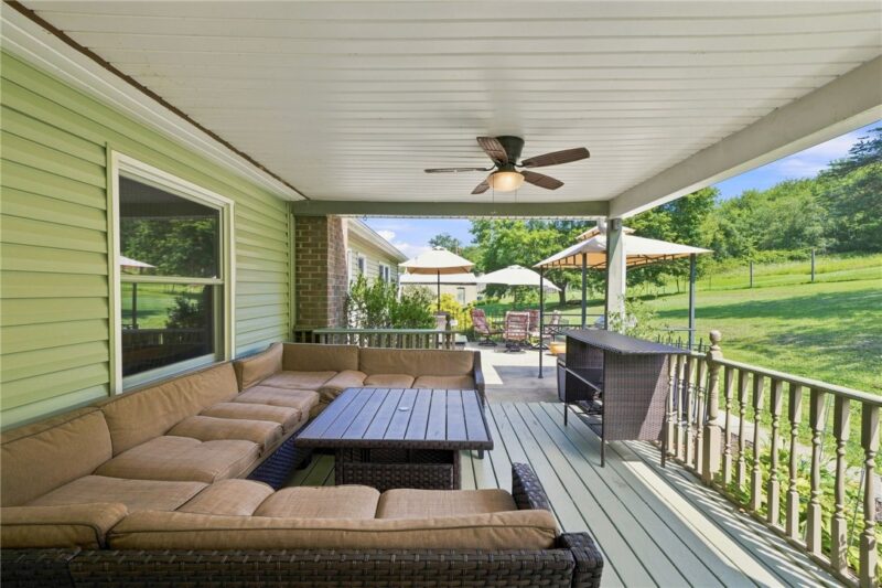 142 Willow Rd — photo 4