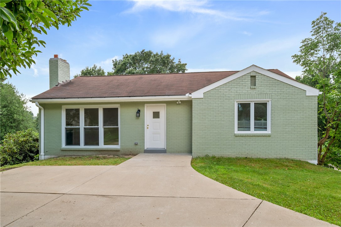 307 Churchill Rd — photo 1