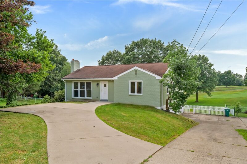 307 Churchill Rd — photo 2