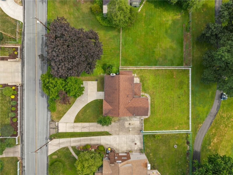 307 Churchill Rd — photo 5