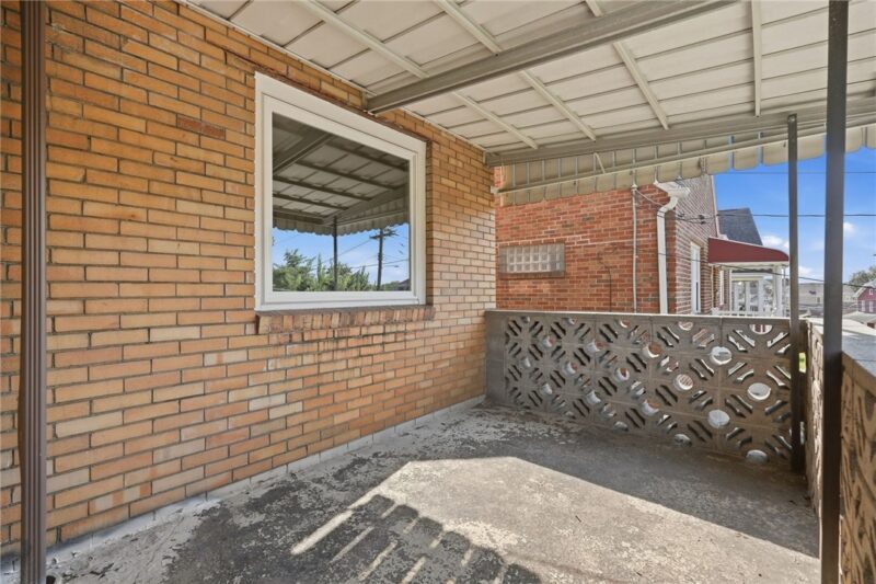 543 Fordham Ave — photo 3