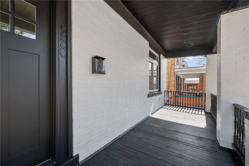 220 Dewey — photo 5