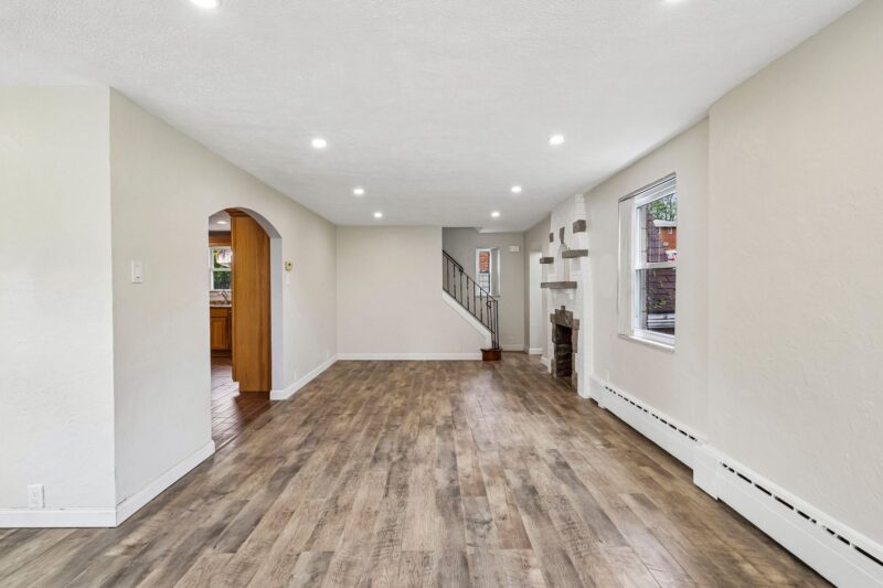 4413 E Brightview AVENUE — photo 7