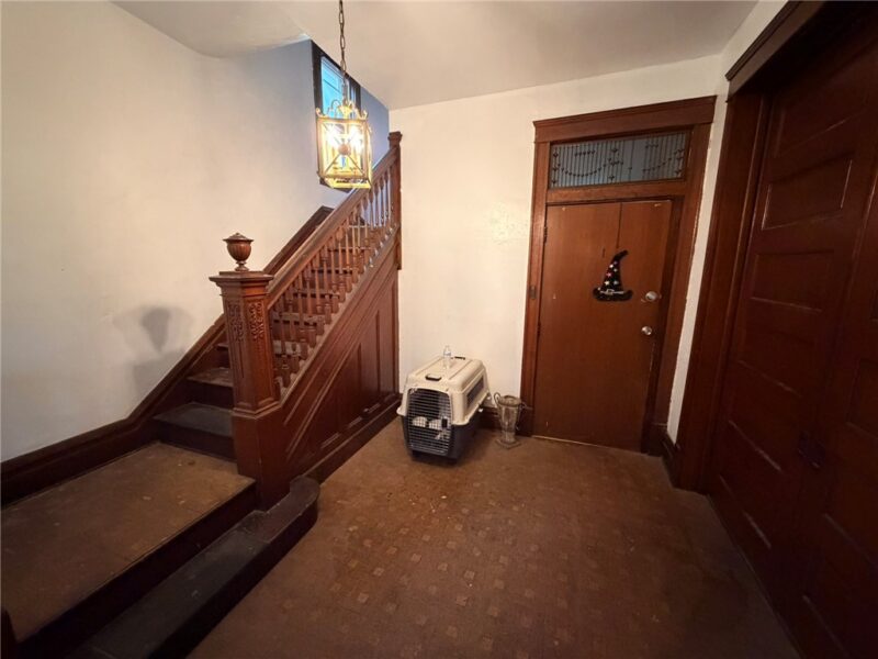 310 Broadway Ave — photo 4