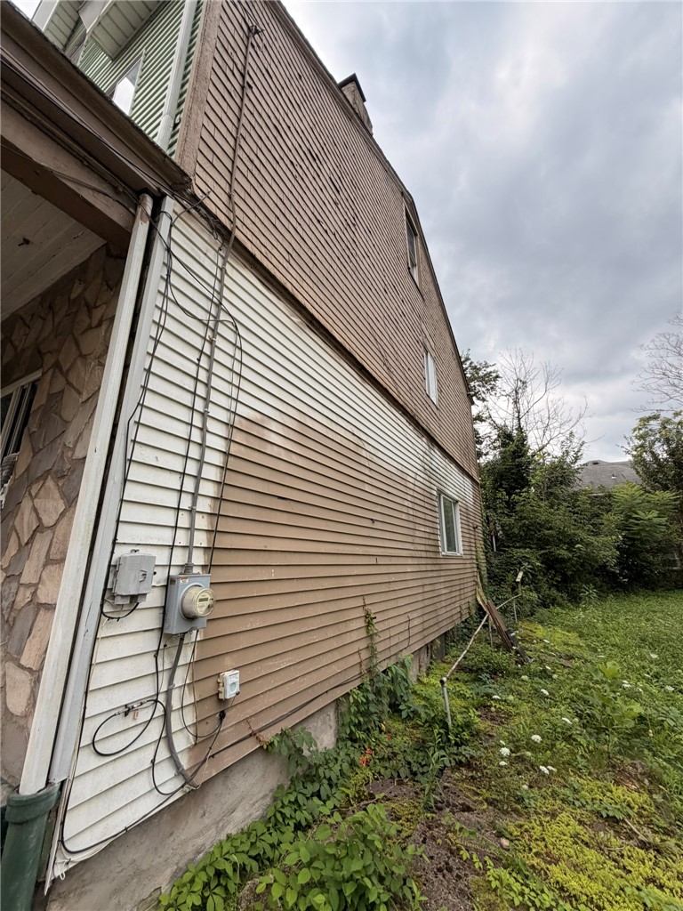 2667 Brighton Rd — photo 3