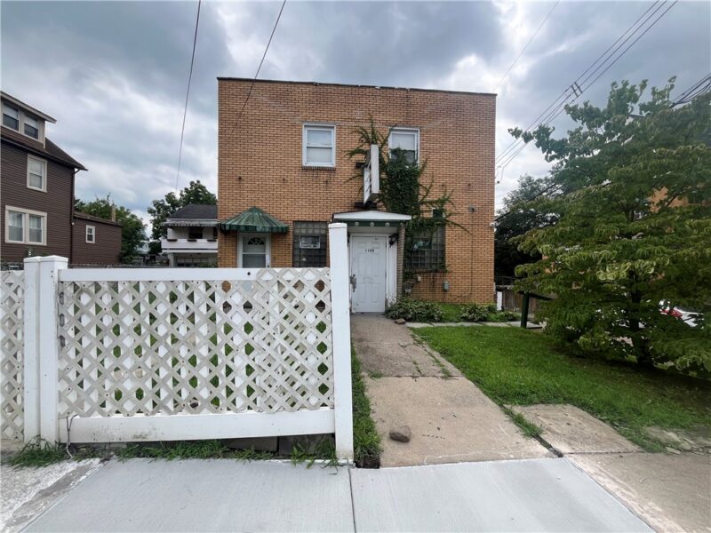 1100 Maple Ave — photo 3
