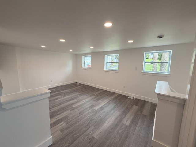 31 E Hallam Ave — photo 7