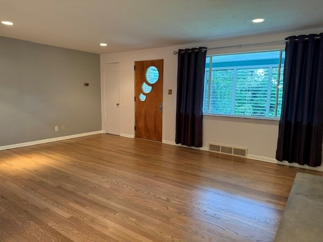 5184 Richland Rd — photo 5