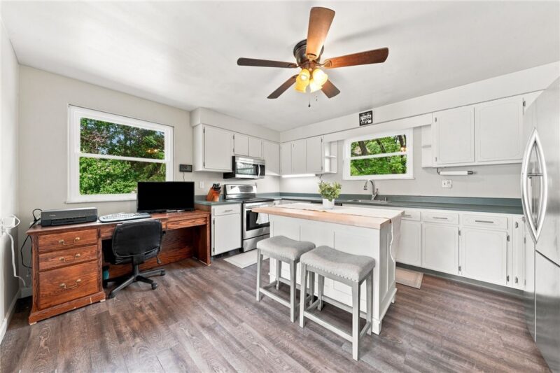 11 Reichold Rd — photo 8