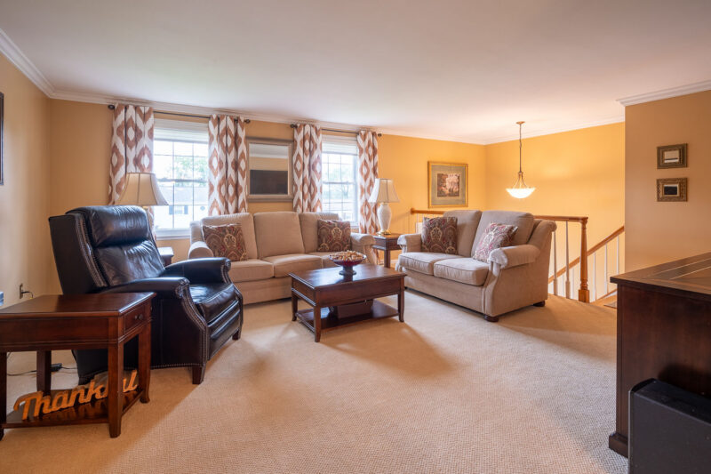 5090 Raintree DRIVE — photo 3