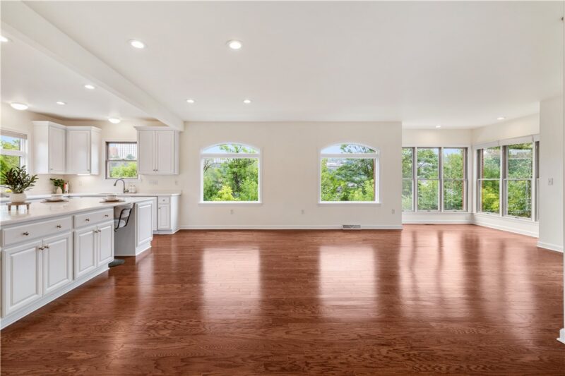 1710 S Shore Ct — photo 5