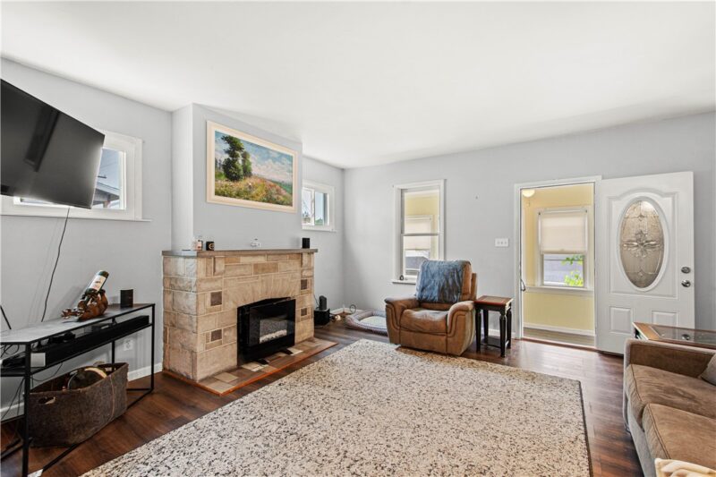 342 Valley Street — photo 4