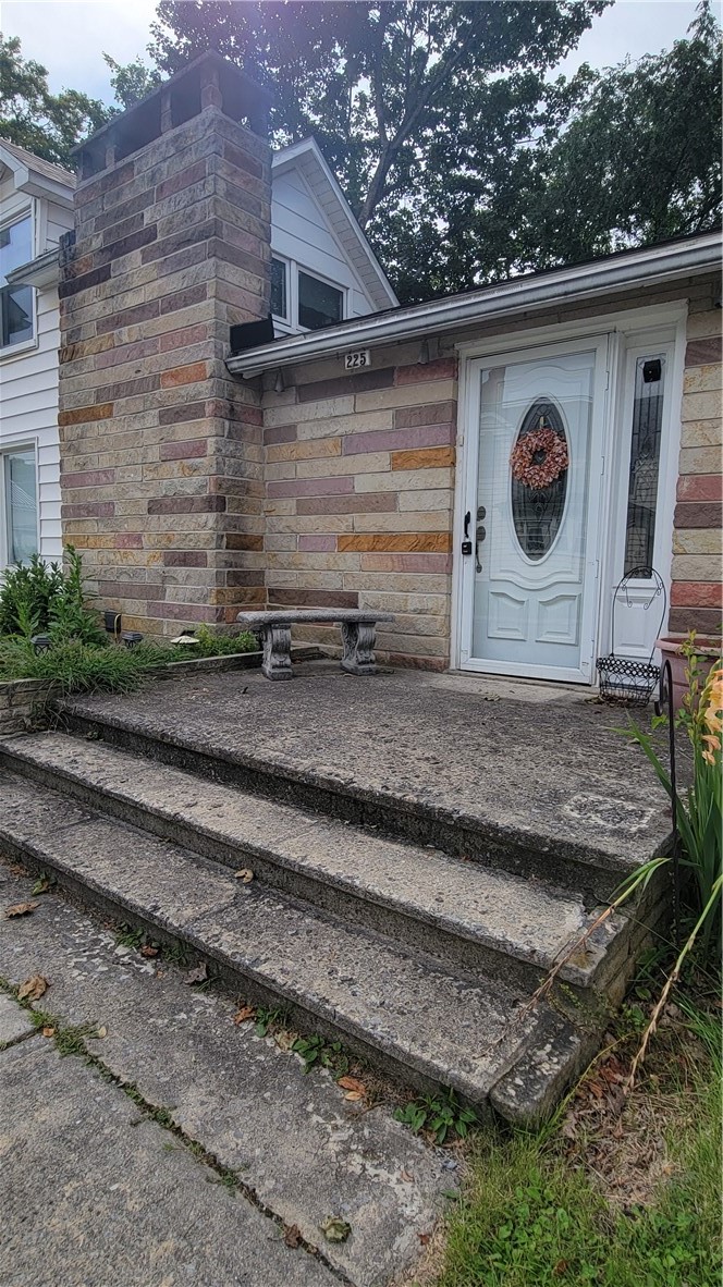 225 Clark Street — photo 6