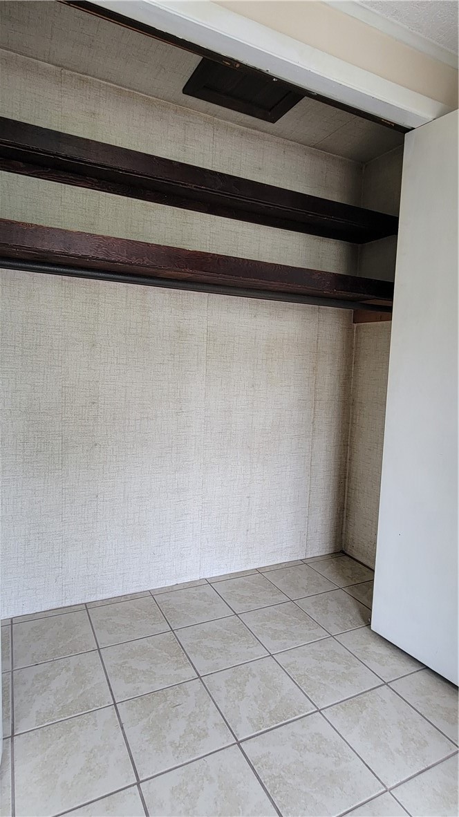 225 Clark Street — photo 8