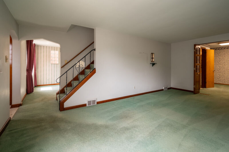 3936 Meadowbrook — photo 4