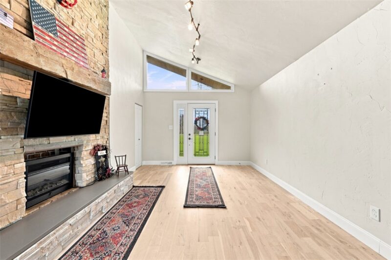 146 Shannon Rd — photo 4