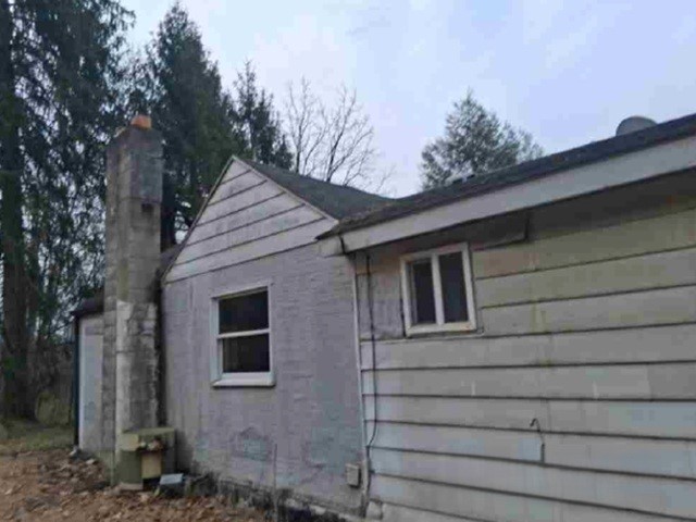 2302 Hunter Rd — photo 2