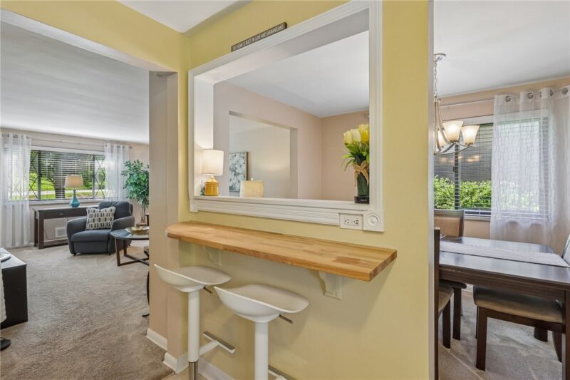 203 Graeser Ave — photo 8