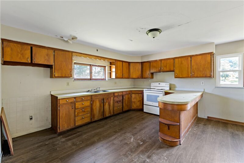 2443 Racetrack Rd — photo 6