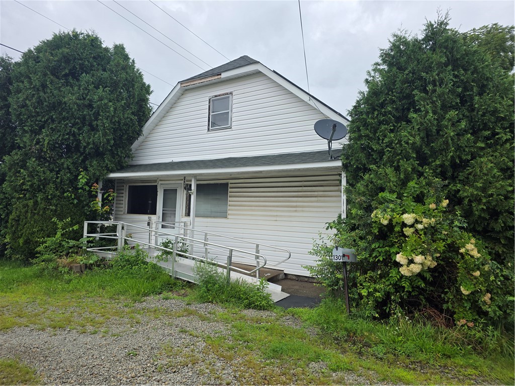 1301 Latrobe Derry Rd — photo 1