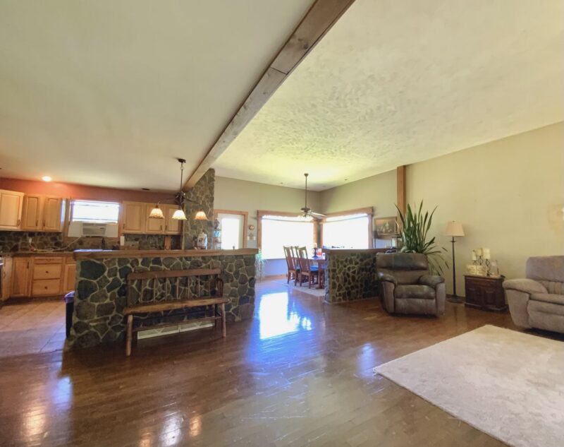 141 Upper Service ROAD — photo 7