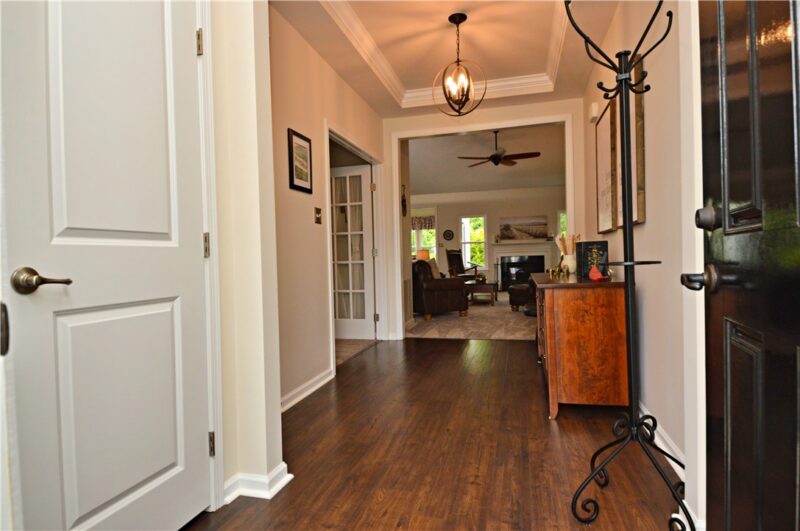 304 Ranchero Drive — photo 4