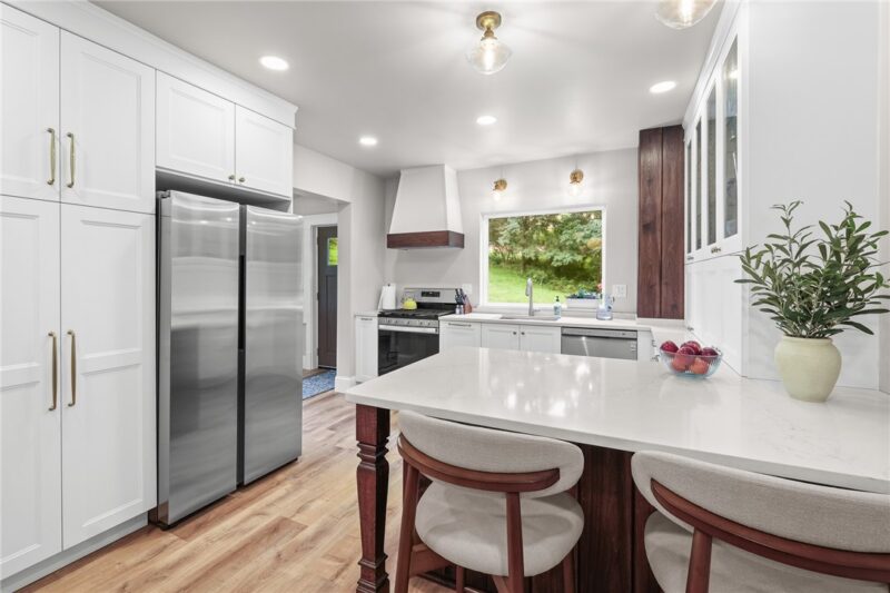 3517 Greensprings Ave — photo 4