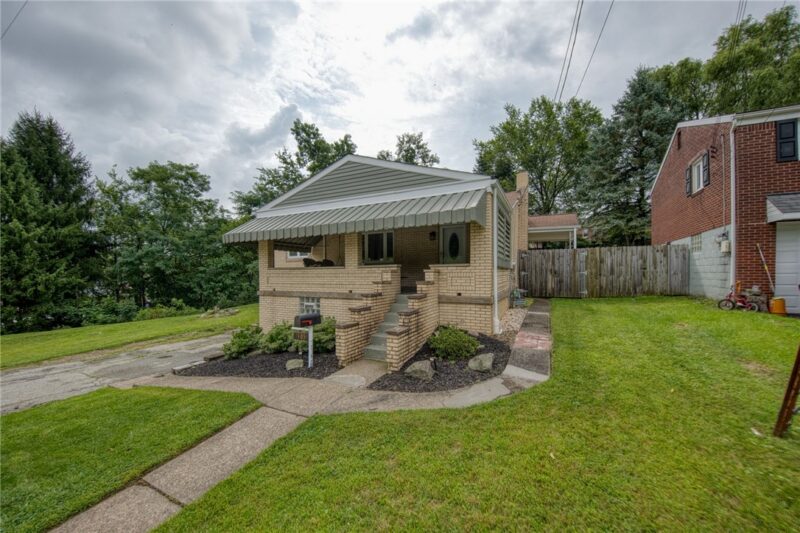 1405 Overdale Dr — photo 3