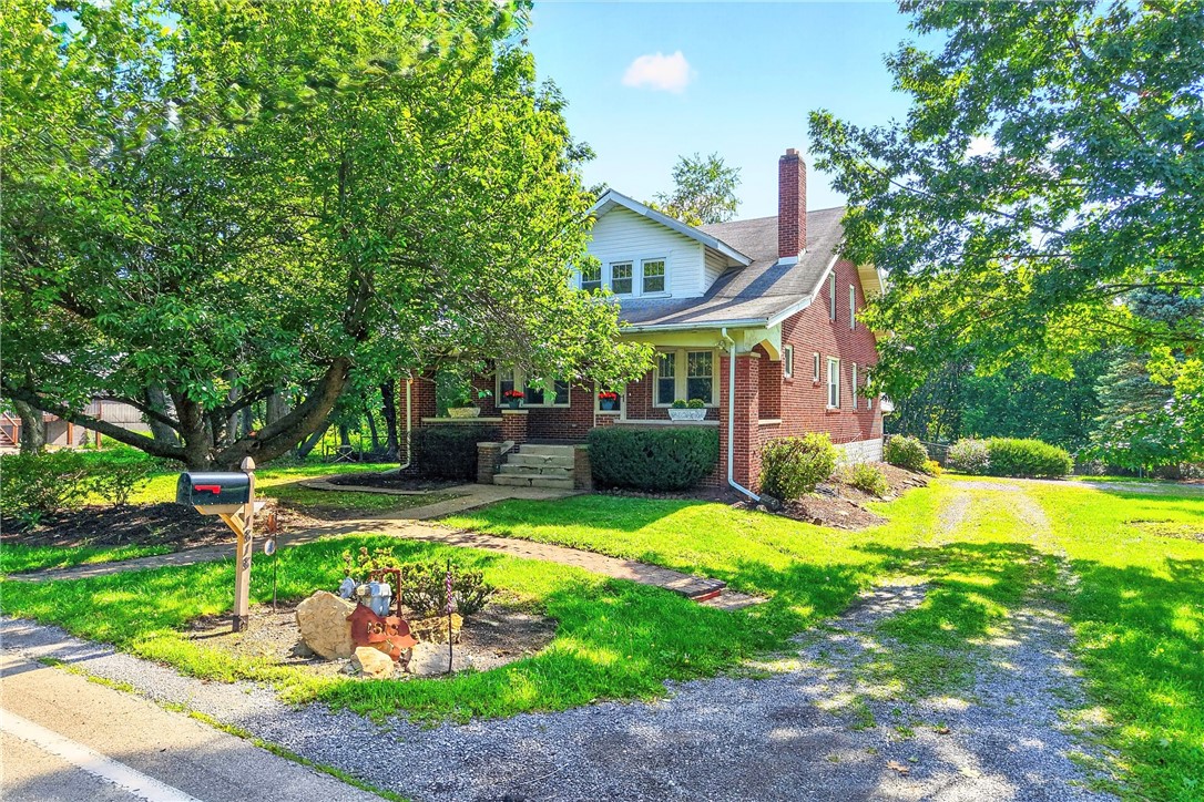 1818 Middle Rd — photo 1