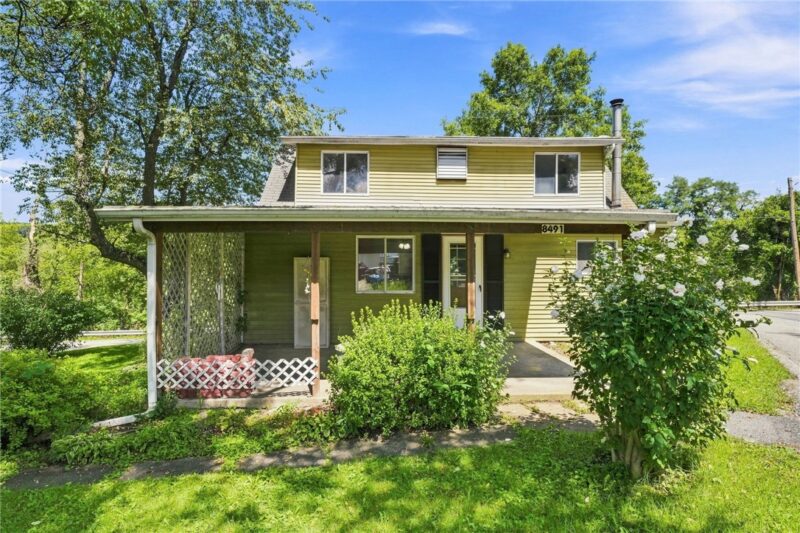 8491 Liberty Ave — photo 2