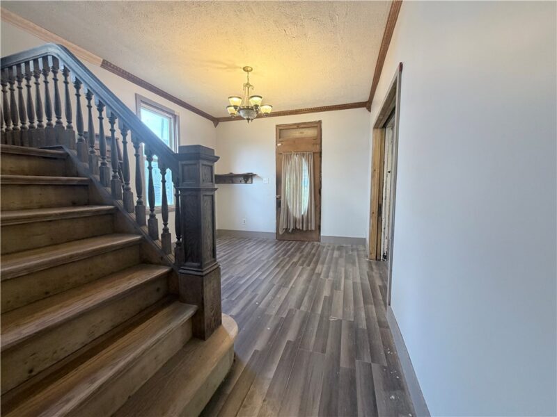 118 W Adams Ave — photo 6