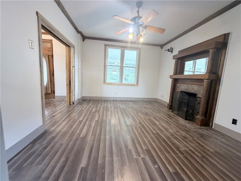 118 W Adams Ave — photo 7