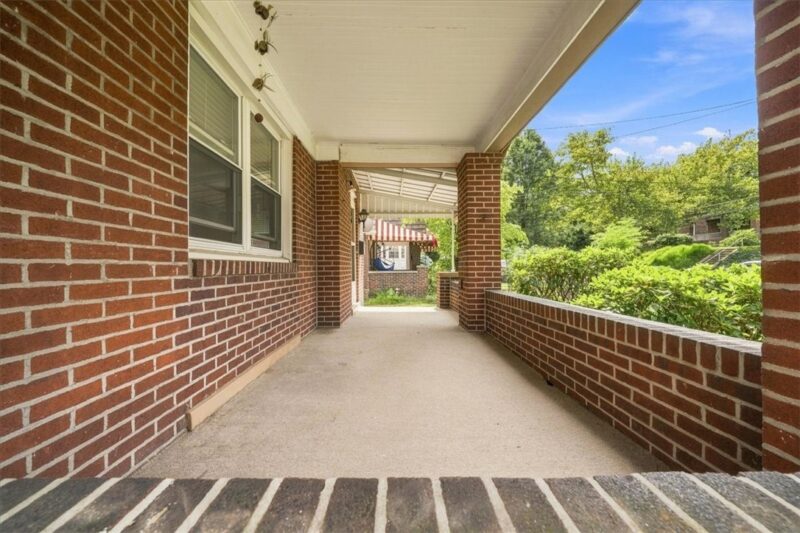 3189 Shady Ave — photo 3