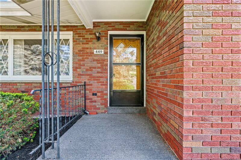 449 Belrose Dr — photo 2