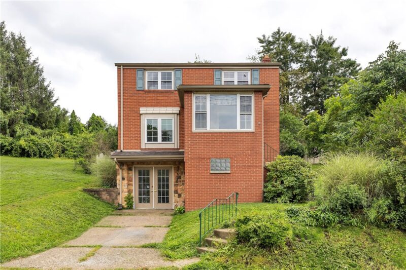 401 Lecanto Ave — photo 3