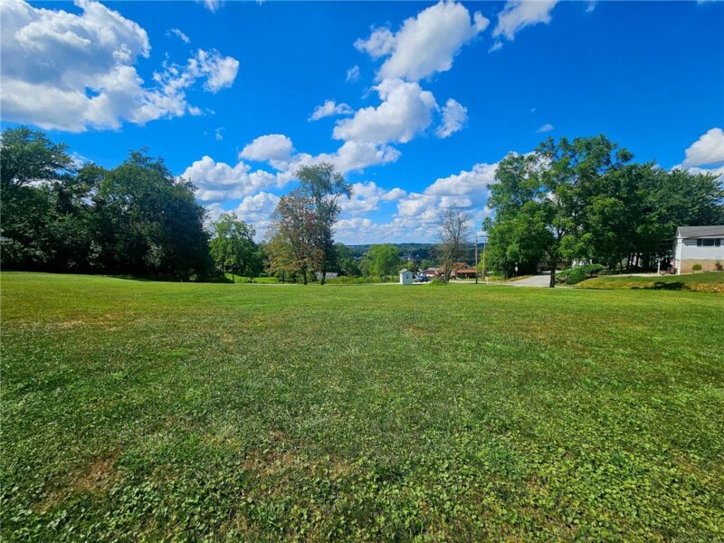 2 Fritchman Dr — photo 2