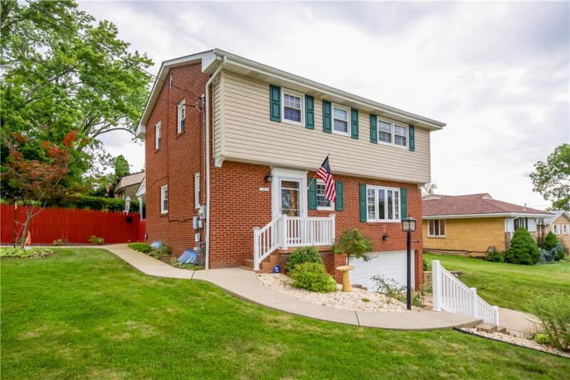 251 Old Clairton Rd — photo 2