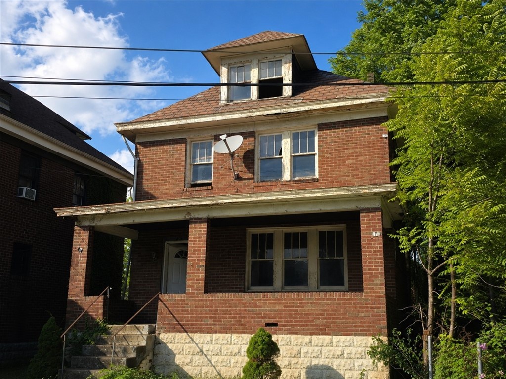 821 Woodworth Ave — photo 1