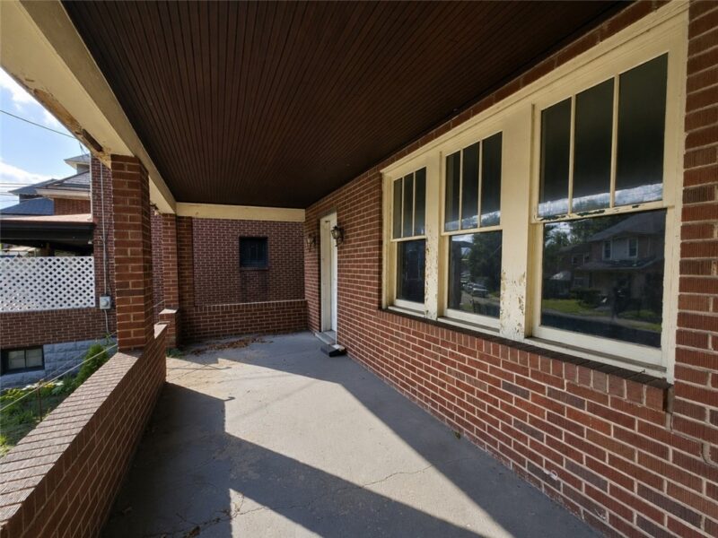 821 Woodworth Ave — photo 3