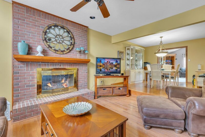 114 Kaye Cir — photo 5