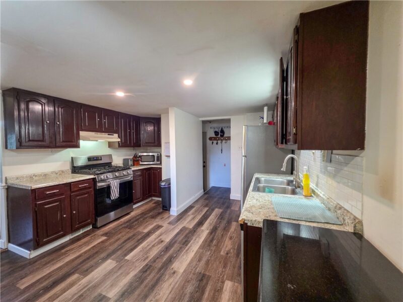 3401 Margaret St — photo 7