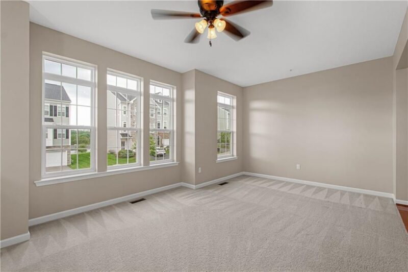 6 REMINGTON DR — photo 6