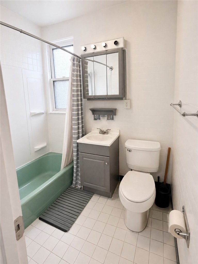 101 Oakland Ct — photo 4