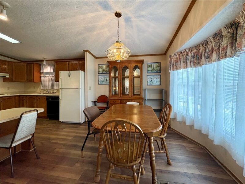 429 Vista Ln — photo 5