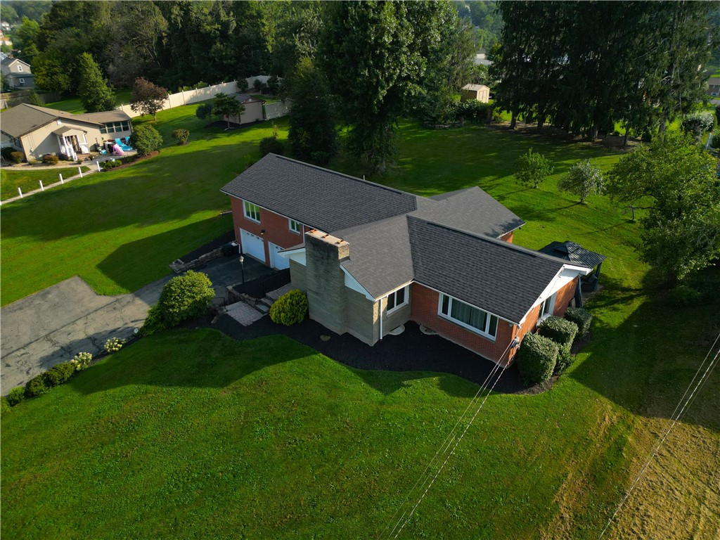 263 Hillcrest Drive — photo 1