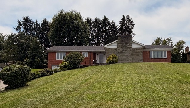 263 Hillcrest Drive — photo 3