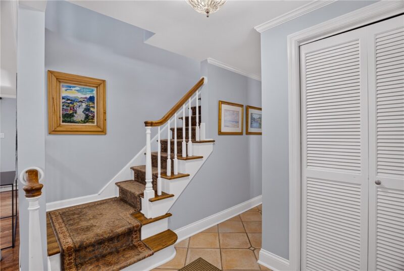 296 Park Entrance Dr — photo 3