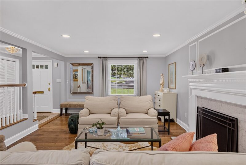 296 Park Entrance Dr — photo 5