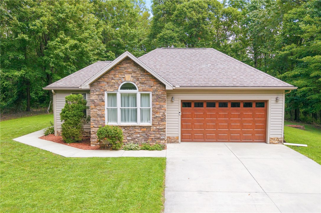 157 Reservoir Hill Road — photo 1